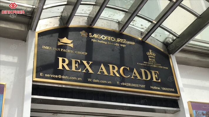 bảng hiệu khách sạn rex