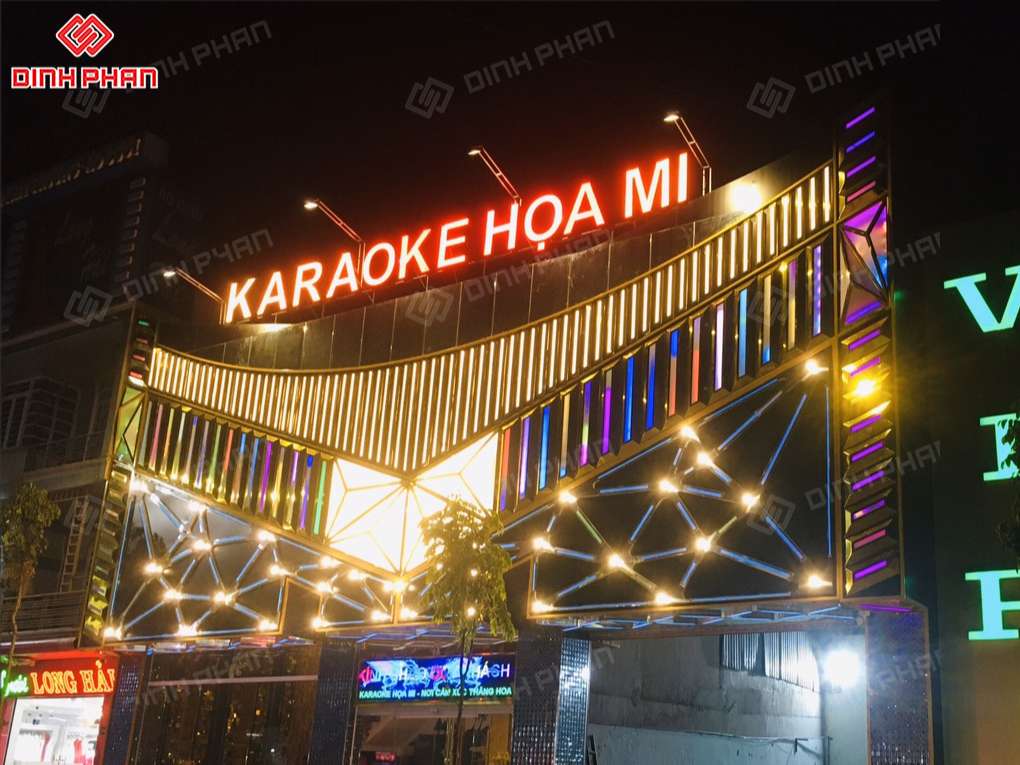 bảng hiệu karaoke - chữ inox mặt mica sáng mặt