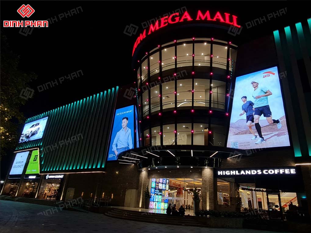 Pano Vincom Mega Mall