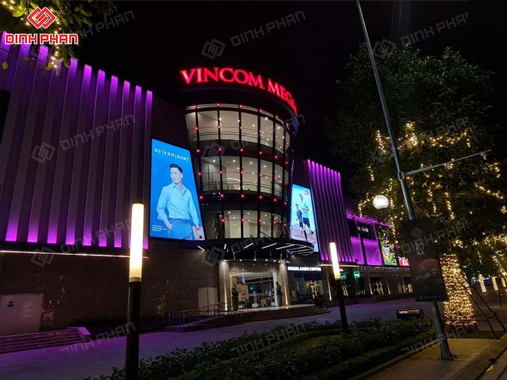 Bộ chữ Vincom Mega Mall