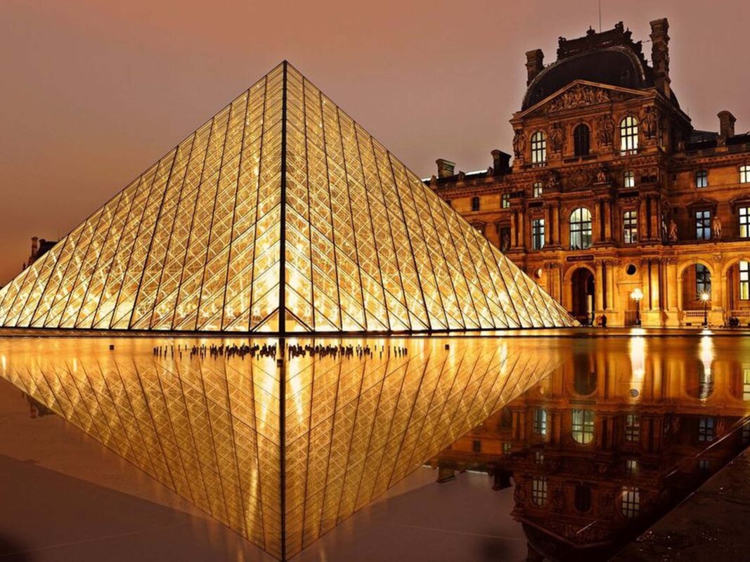 Bảo tàng Louvre, Paris