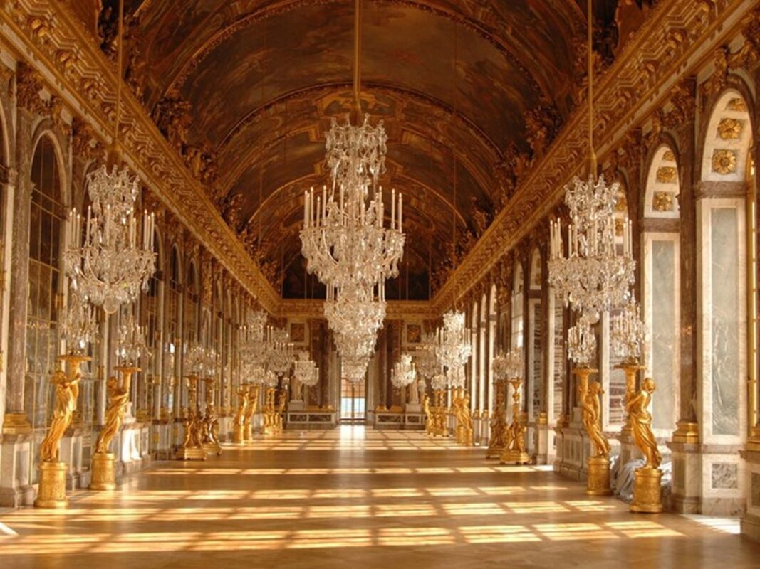 Cung điện Versailles, Versailles