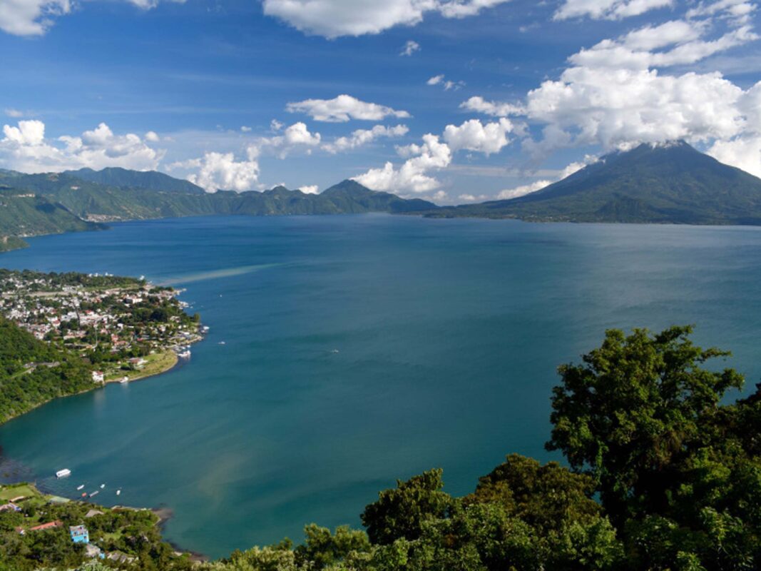 Hồ Atitlan
