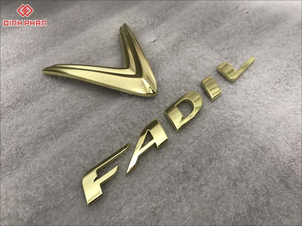 Xi mạ logo xe hơi
