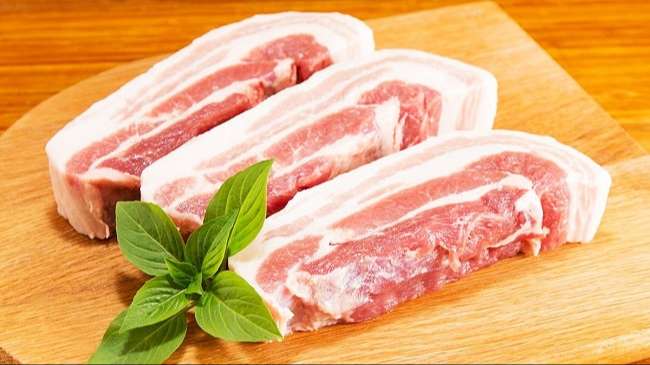 Thịt lợn chứa nhiều vitamin b
