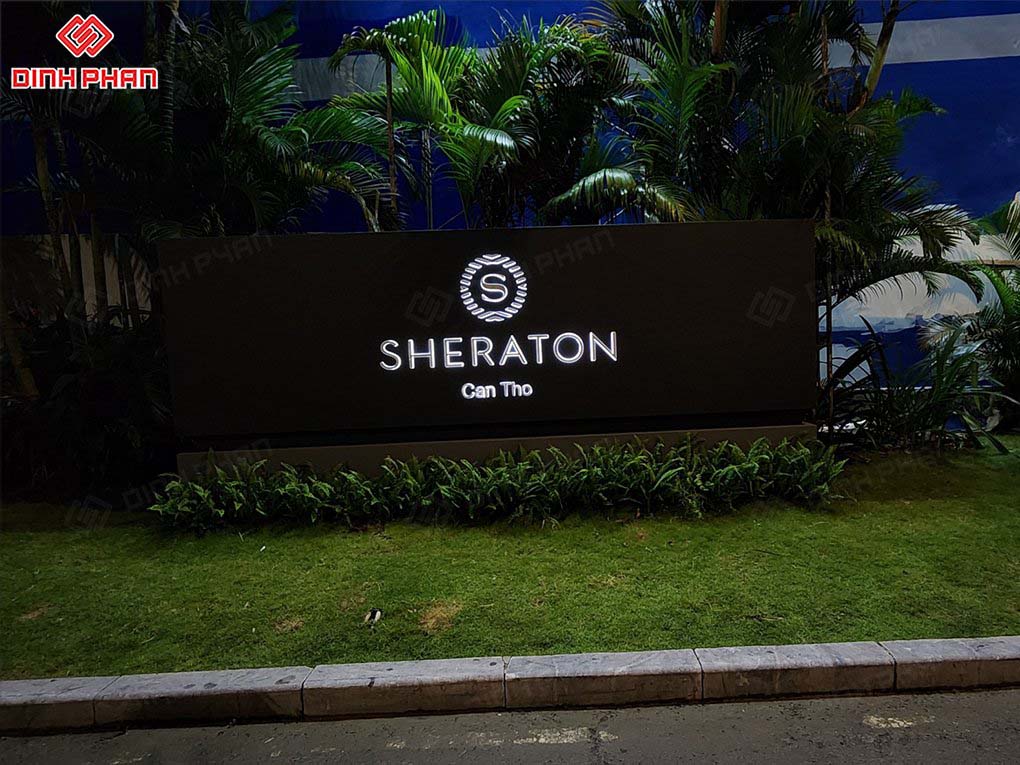 Khách sạn cao cấp Sheraton