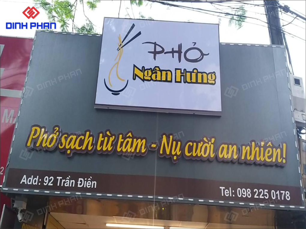 Biển hiệu quán phở chữ nổi