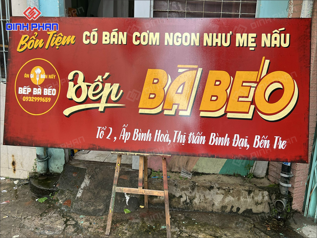 Biển hiệu phong cách Sài Gòn xưa
