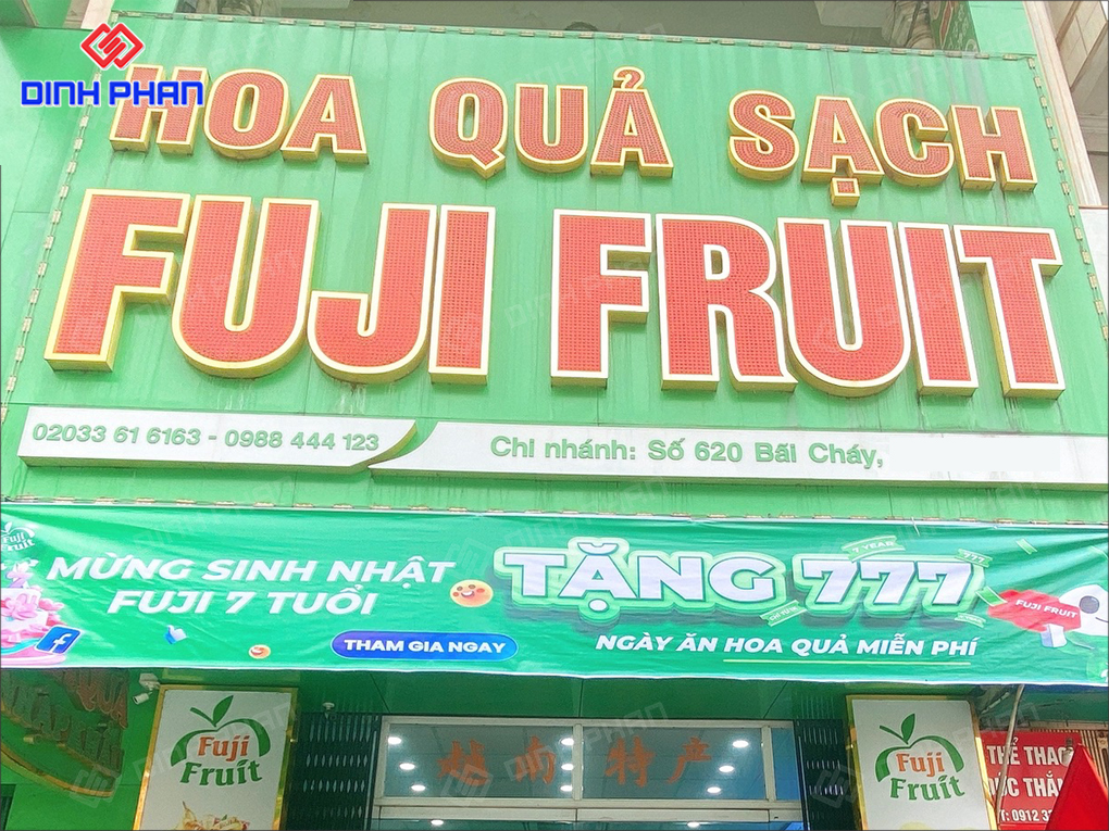 Bảng hiệu quảng cáo hoa quả