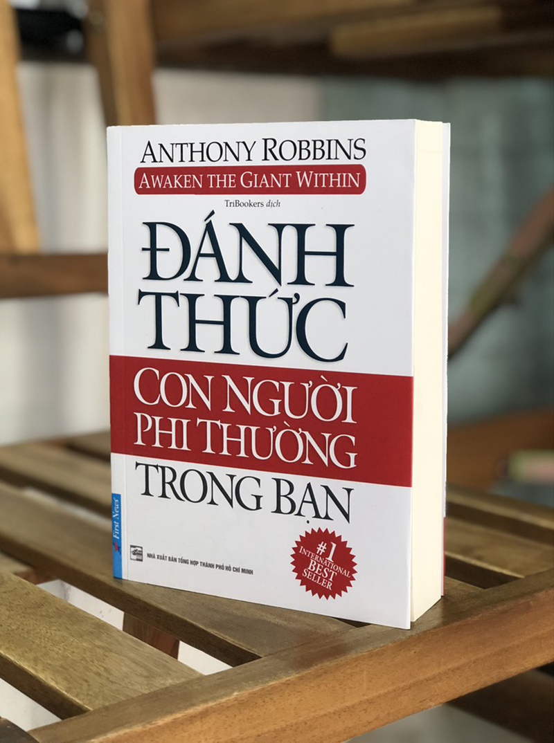 Tải Sách Đánh Thức Con Người Phi Thường Trong Bạn PDF