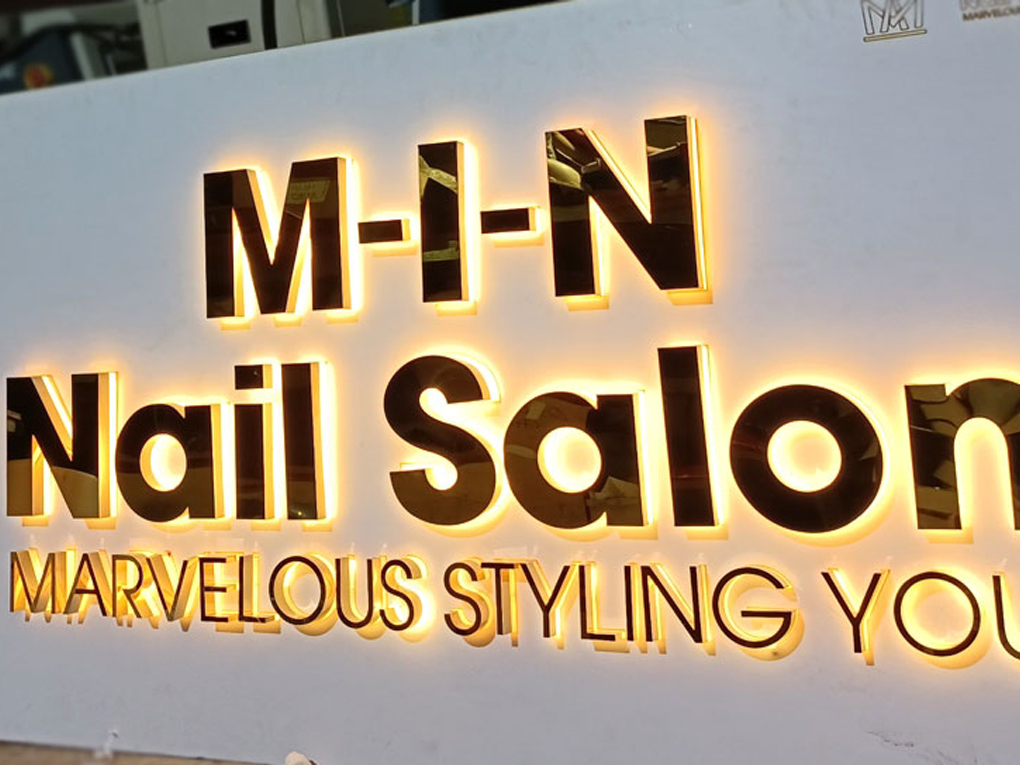 Chữ Inox Sáng Chân