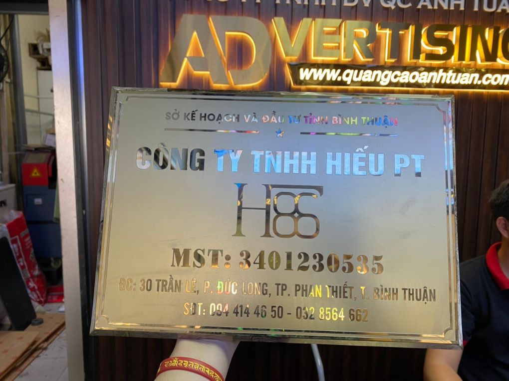 Công Ty Làm Bảng Tên Công Ty