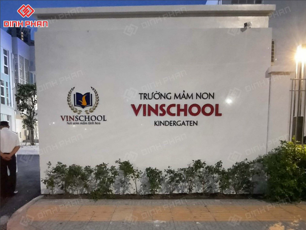 Thi Công Bảng Hiệu Chuyên Nghiệp