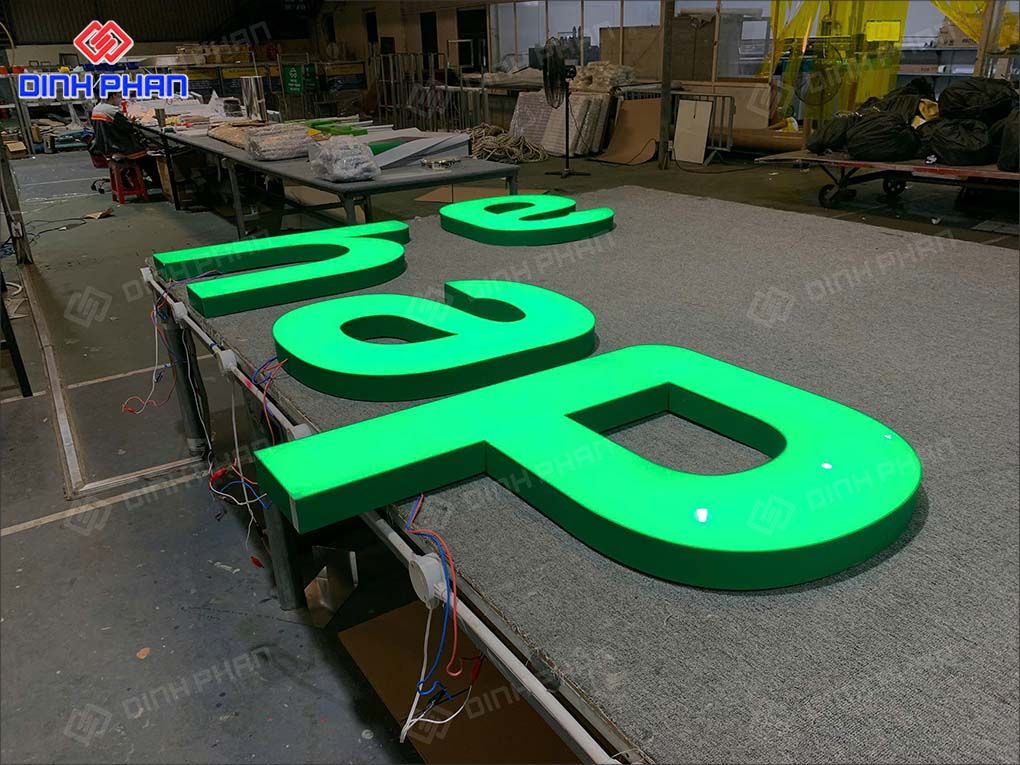 Gia Công Bảng Hiệu Chữ Nổi Chất Lượng