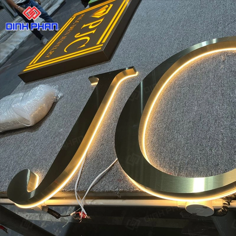 Chữ inox có đèn