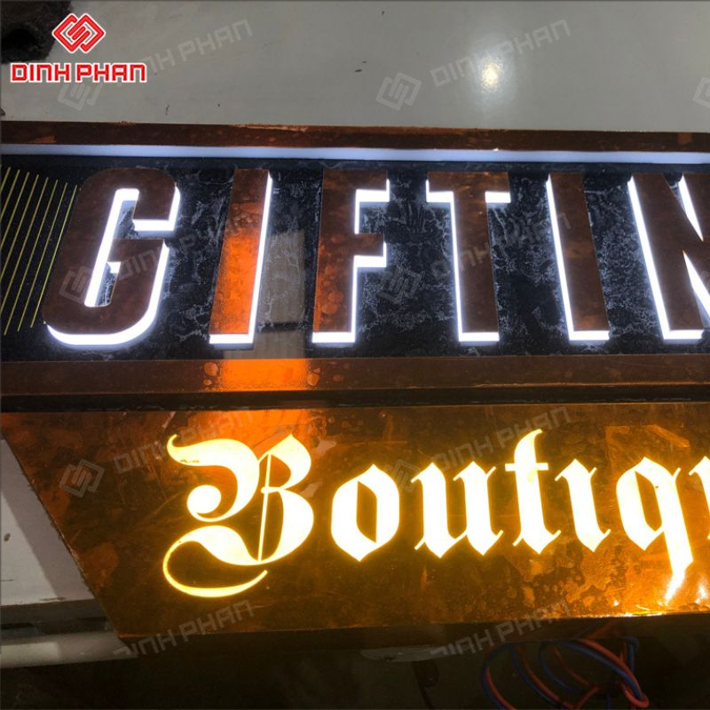 Chữ inox đế mica