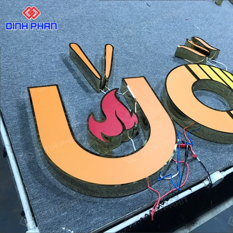 Chữ inox sáng mặt