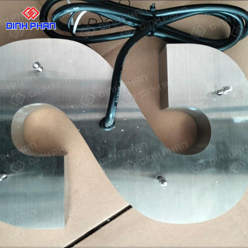 Chữ inox trắng mờ