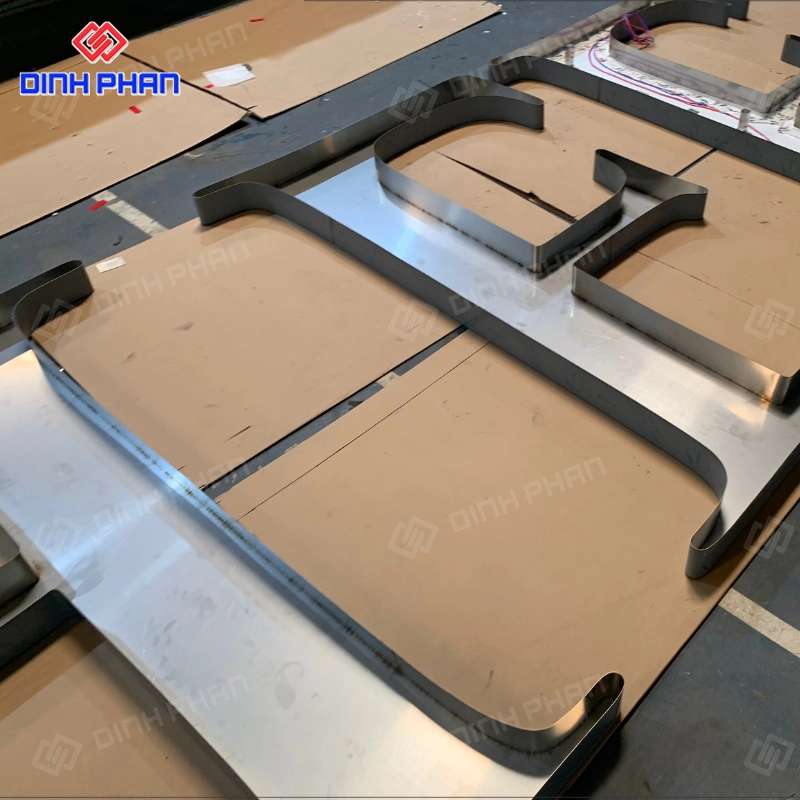 Chữ inox trắng mờ