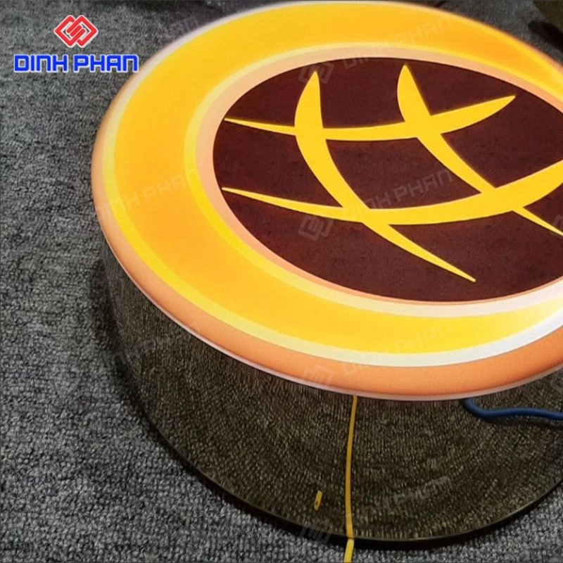 Chữ mica hông inox