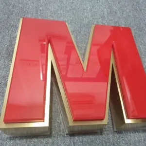 Chữ mica hông inox