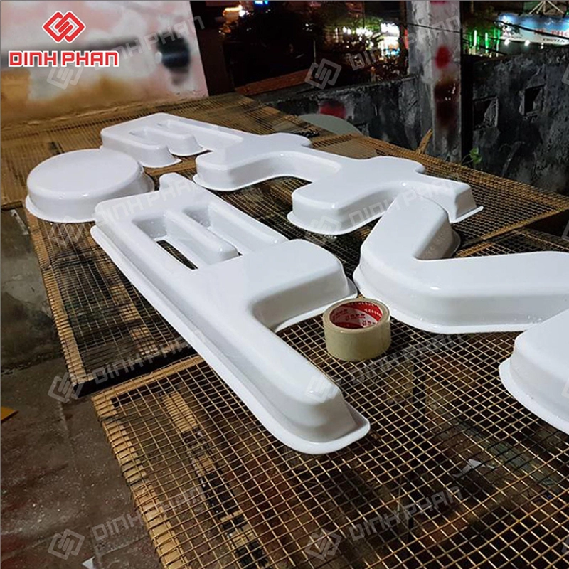 Chữ Mica Hút Nổi