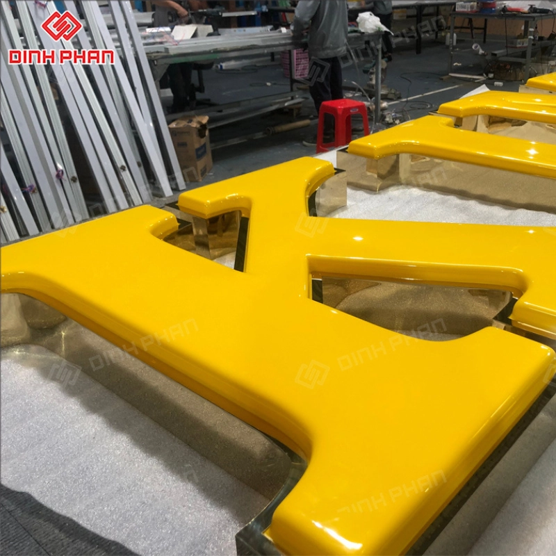 Chữ Mica Hút Nổi