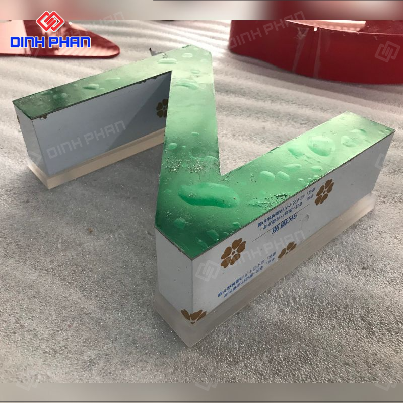 Chữ inox Bình Dương