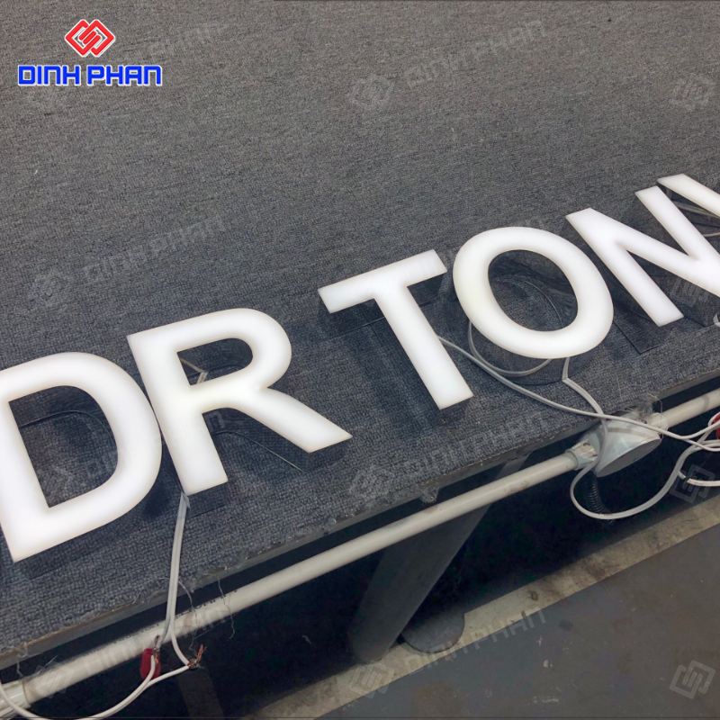 Gia công chữ inox dán mica bền, đẹp, giá tốt