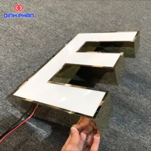 Chữ inox mặt mica hút nổi