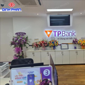 Chữ mica dán tường