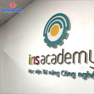 Chữ mica dán tường