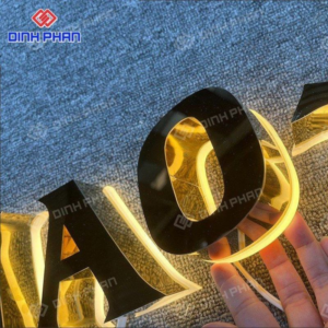 Chữ mica dán tường