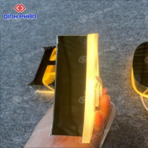 Chữ mica dán tường