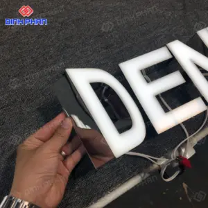 Chữ mica đèn led