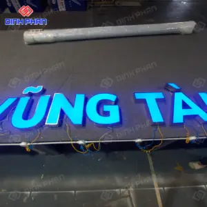 Chữ mica đèn led