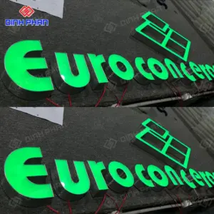 Chữ mica hông nhôm