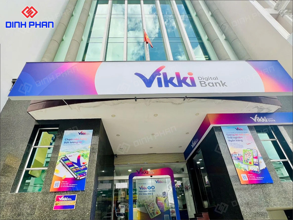 Bảng hiệu mặt tiền