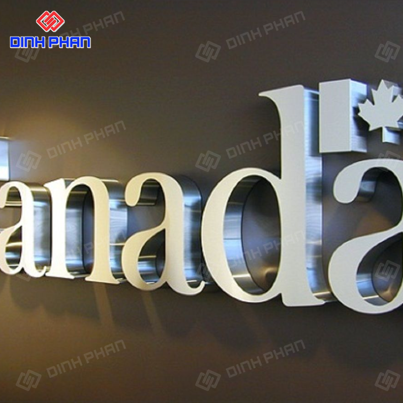 Chữ mica CNC