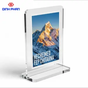 Chữ mica để bàn