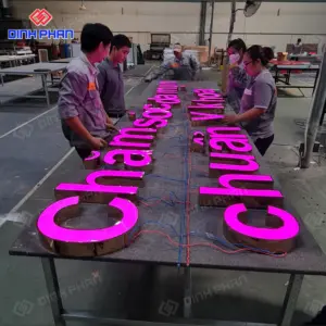 Chữ mica lọng viền inox