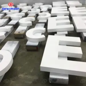 Chữ mica uốn nổi