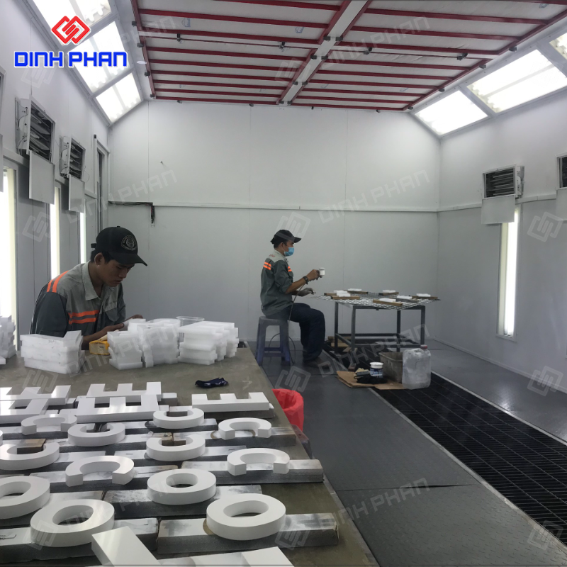 Chữ mica uốn nổi