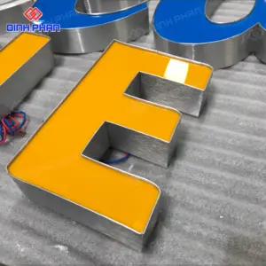 Chữ nhôm có gờ