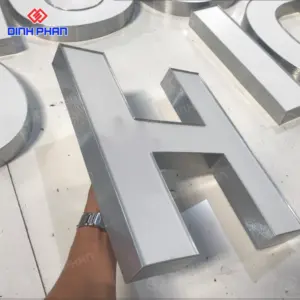 Chữ nhôm có gờ