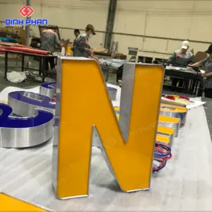 Chữ nhôm trắng xước