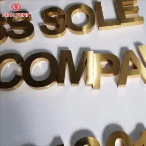 Chữ nhôm vàng xước