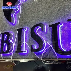 Chữ alu dán tường