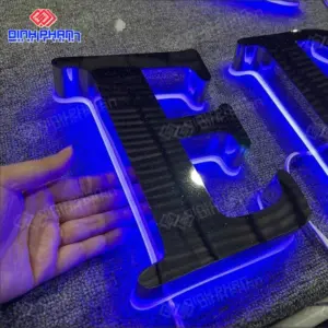 Chữ alu dán tường