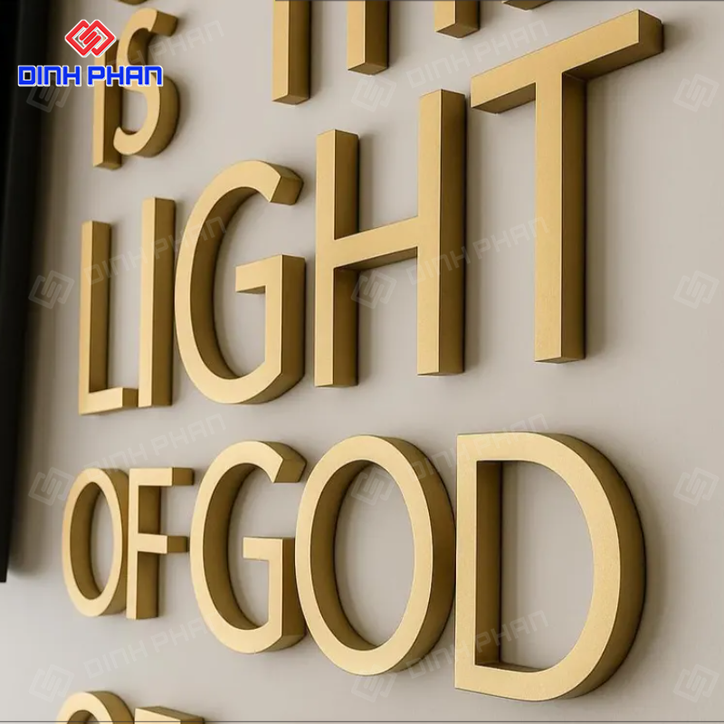 Chữ alu vàng xước